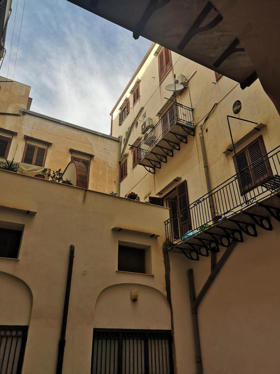 Sunshine Hostel Παλέρμο Εξωτερικό φωτογραφία