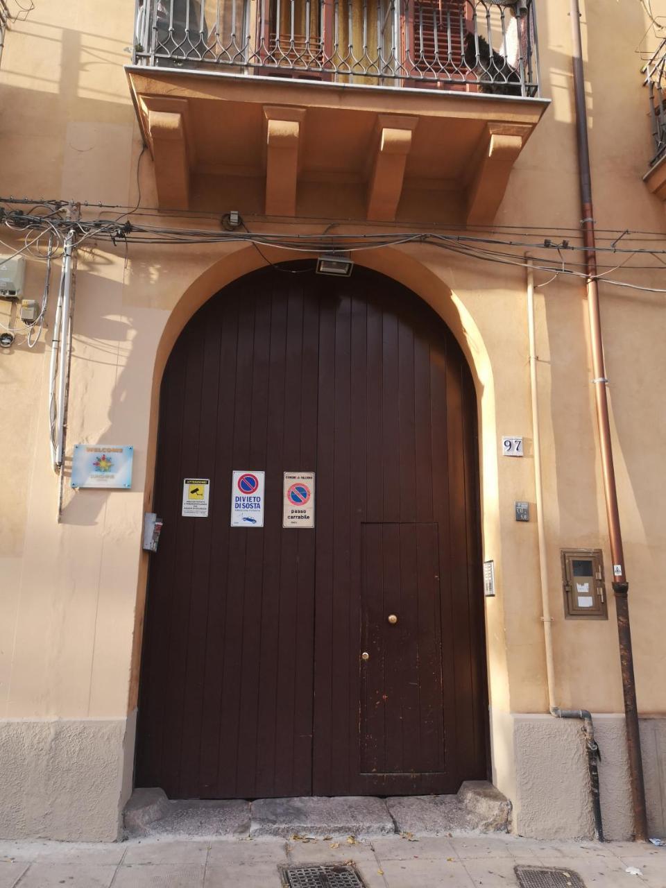 Sunshine Hostel Παλέρμο Εξωτερικό φωτογραφία
